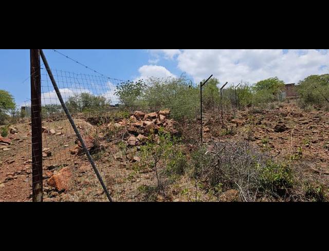 LAND FOR SALE IN TSHIROLWE